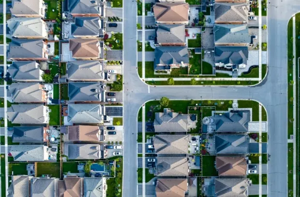 Czy ustawa o własności lokali narzuca harmonogram zebrań wspólnoty mieszkaniowej?